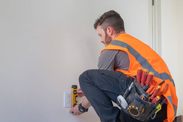Best Emergency Electrical Repair  in Lincolnia, VA